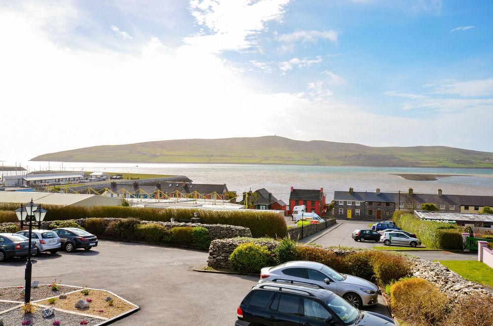 Dingle Harbour Nights Hotel Exterior photo